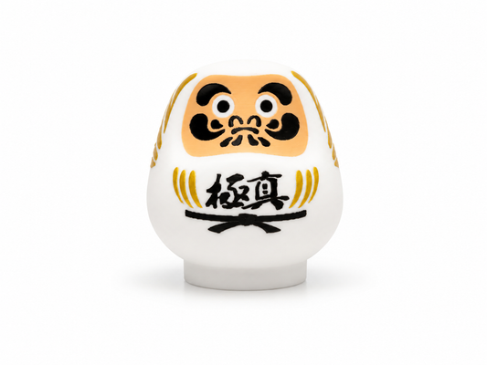 Daruma Dorado Kyokushin, vista lateral