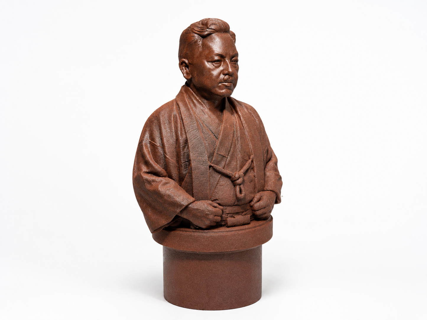 Busto Kenwa Mabuni