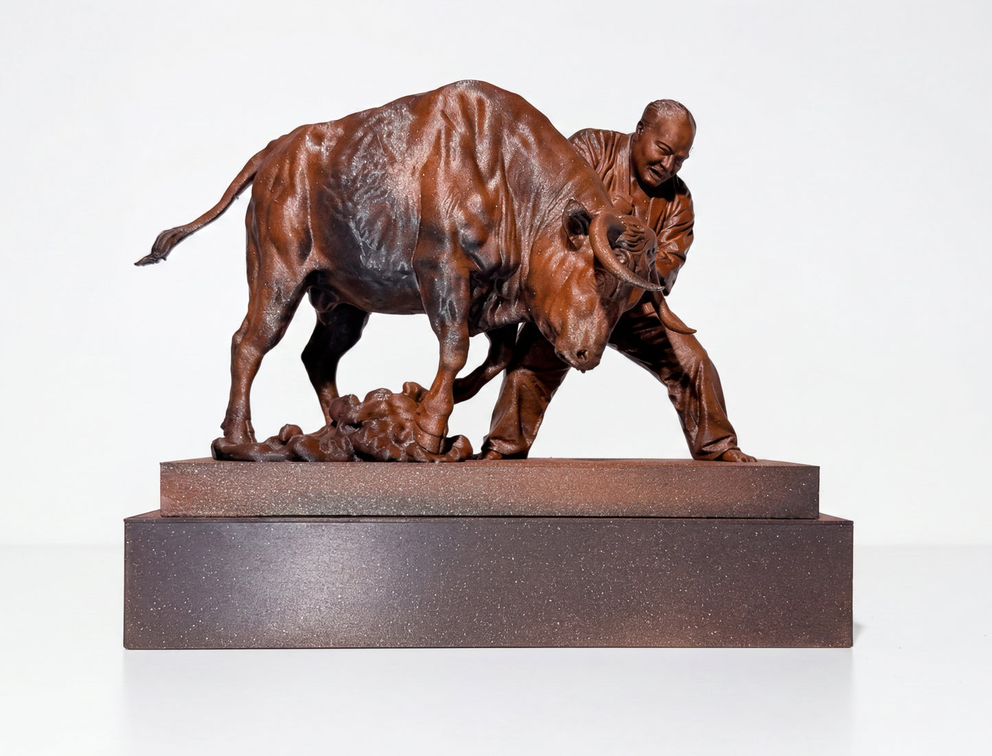 ESCULTURA "THE BULL STRIKE" Limited Edition STANDARD