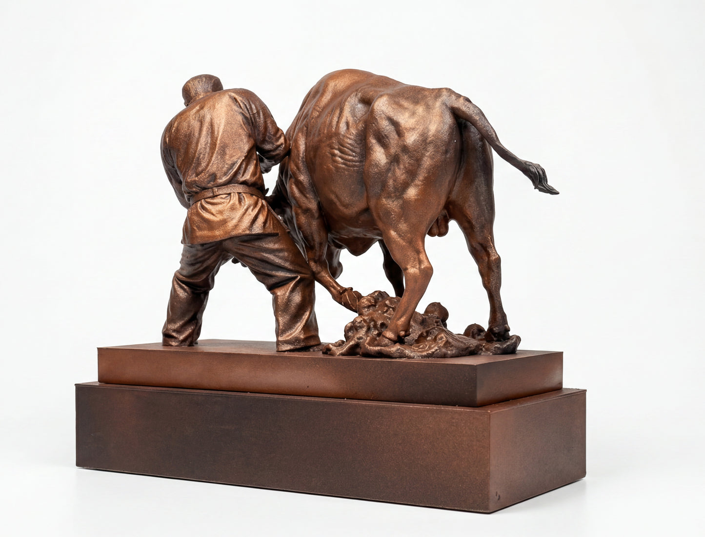 ESCULTURA "THE BULL STRIKE" Limited Edition STANDARD