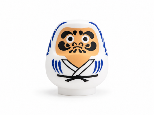 Daruma Kyokushinkan blanco y azul, vista frontal