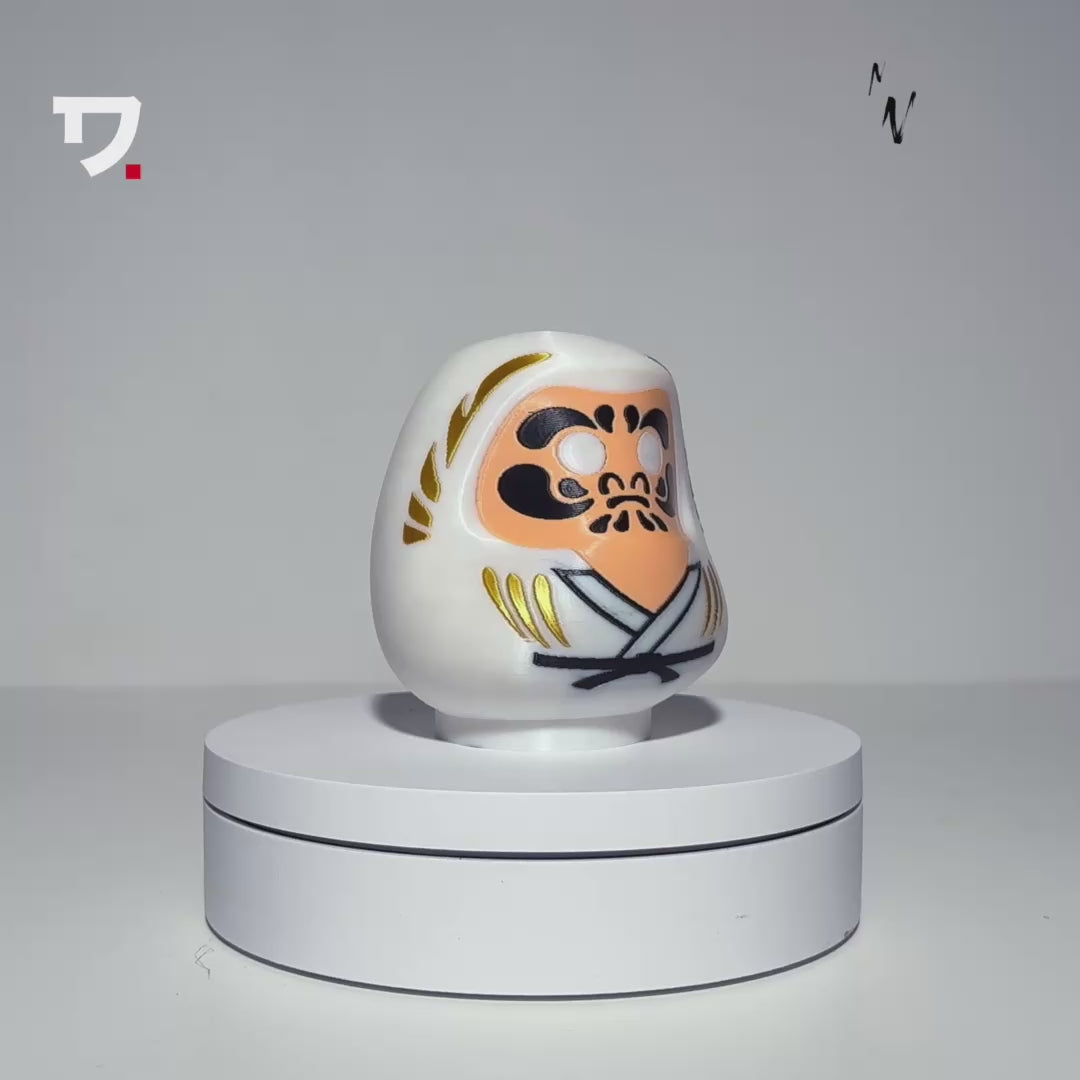 daruma dorado en vídeo 360