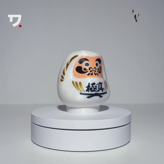 daruma dorado kyokushin en vídeo 360